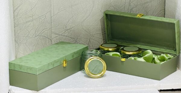 Emerald Fusion 3 Jar Hamper gift box, ideal for wedding favors and thoughtful gifts for guests.