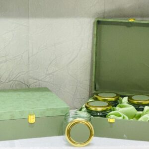 Emerald Fusion 4 Jar Hamper gift box, ideal for elegant wedding favors and special gifts for guests.