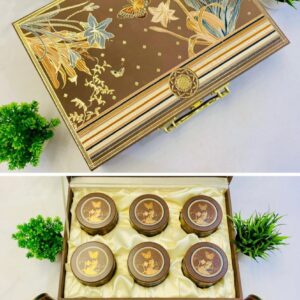 Elegant gift hampers box with floral design, perfect for wedding favors, gift baskets, and special occasions.